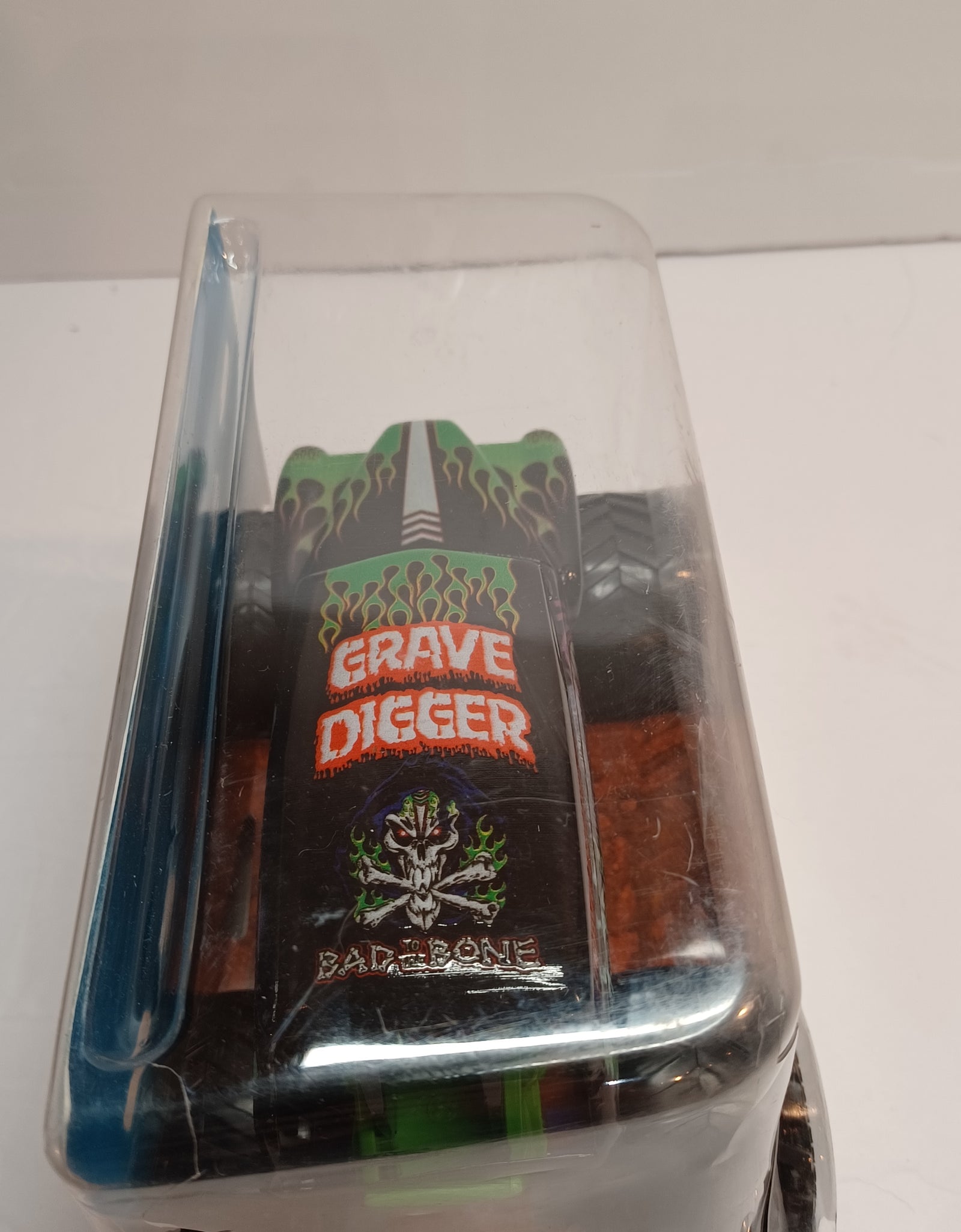 Monster Jam Official Grave Digger Monster Truck