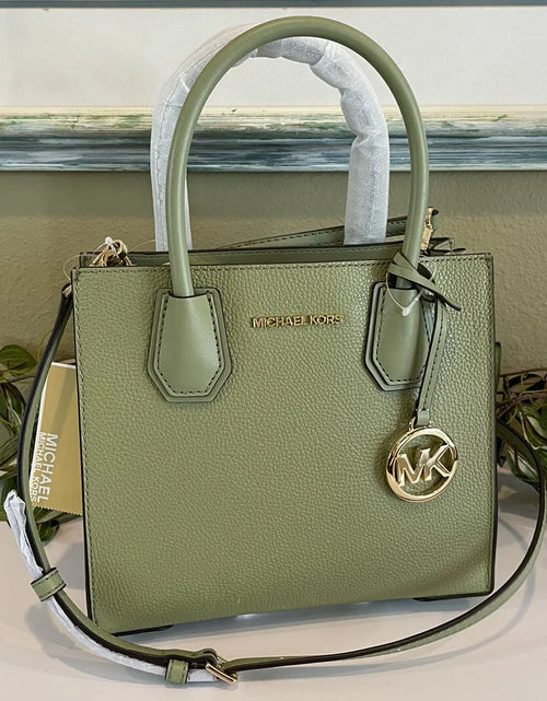 Load image into Gallery viewer, Michael Kors MERCER Medium Messenger Crossbody Satchel Bag $398
